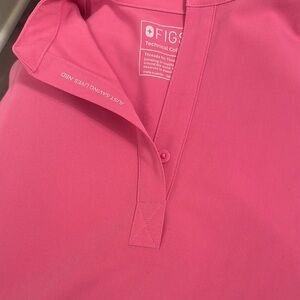 Figs Rafaela XS like new F’ing pink color
